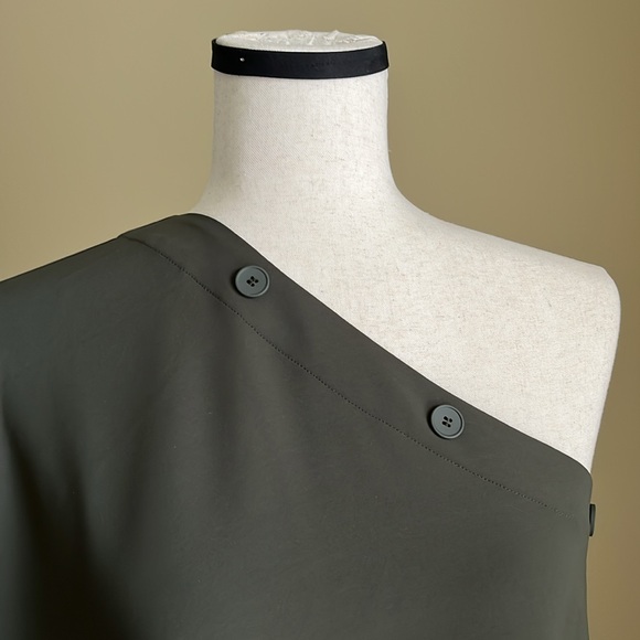 NWOT - MM6 Maison Margiela in Dark Green - approx $650 - 44 IT ≈ 8 US - Picture 6 of 14